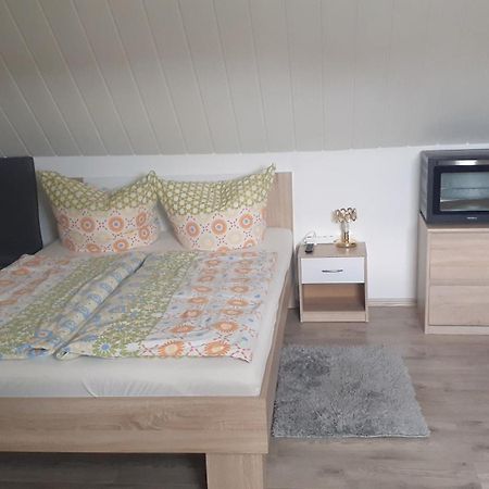 Privatzimmer Burgau Bagian luar foto