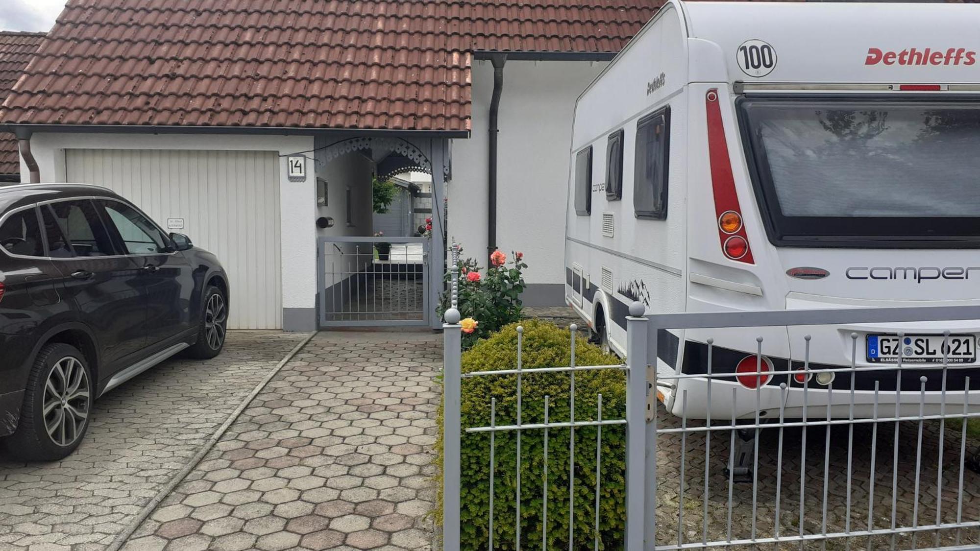 Privatzimmer Burgau Bagian luar foto